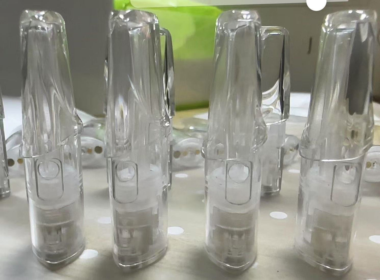 TUTX白底側注油空彈，一代可重複使用空煙彈，不漏油不吃油不卡機，2ml/適用一代煙桿-台灣現貨